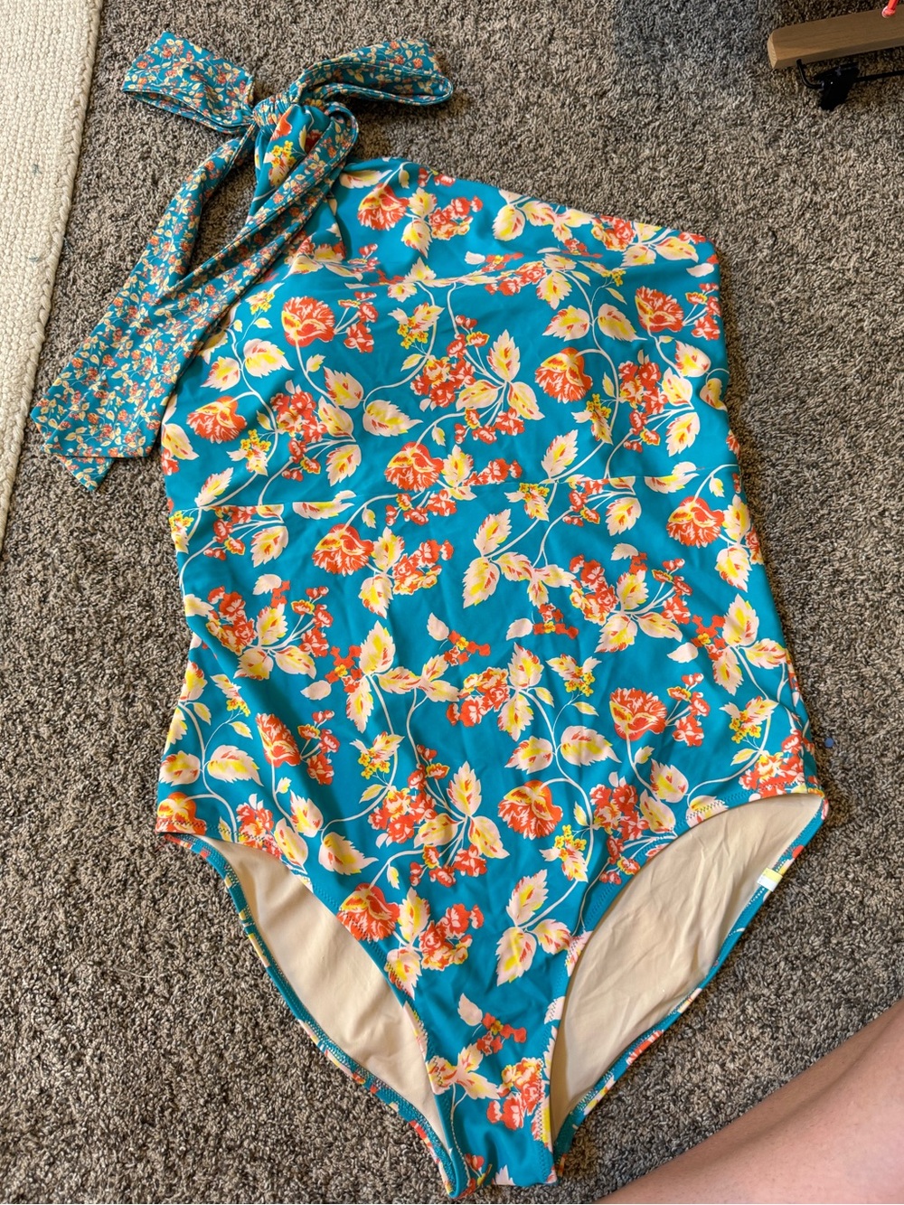 Summersalt x DVF Bow-Shoulder Ruched Sidestroke Swimsuit Terrace Floral